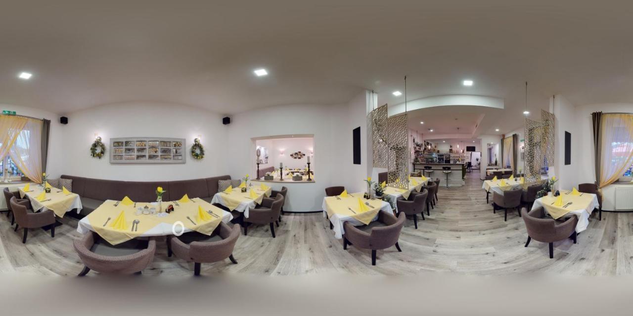 Pension&Restaurant La Amalia Bad Sauerbrunn Esterno foto