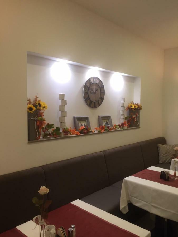 Pension&Restaurant La Amalia Bad Sauerbrunn Esterno foto